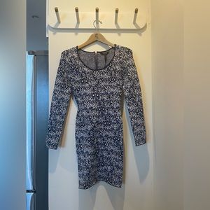 NWT BCBG Long-Sleeve Blue and White Bodycon Dress “Sheena”, Size Small